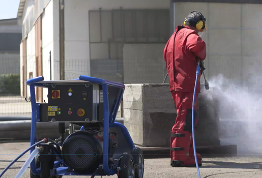 HIGH-PRESSURE PUMPS FOR HYDRODEMOLITION